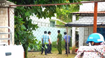 Người phụ nữ chết bất thường, chồng vội vã đưa về quê an táng