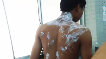 Nổ thùng axit gần chợ Kim Biên, 5 người bị bỏng