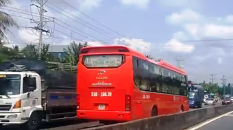 Phạt tài xế xe Phương Trang chạy ngược chiều trên quốc lộ 1