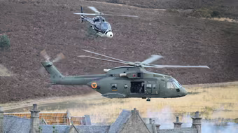 Trực thăng AW-101 và AW-159 Lynx Wildcat là "sao" trong phim 007 mới