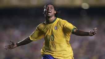 Ronaldinho hết cửa tham dự World Cup 2014