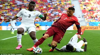 Ronaldo lập công… "đưa" tuyển Mỹ vào vòng trong cùng "xe tăng" Đức