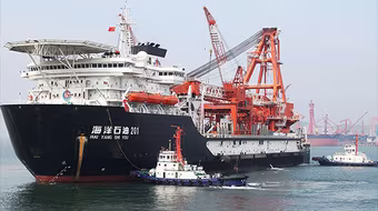 Vươn “vòi bạch tuộc”