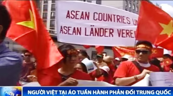 Người Việt tại Áo tuần hành phản đối Trung Quốc