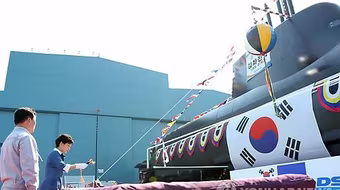 Hàn Quốc hạ thủy tàu ngầm tấn công Type 214