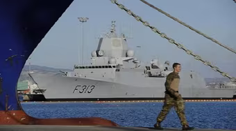 Nga sẽ hộ tống các tàu chở vũ khí hóa học khỏi Syria