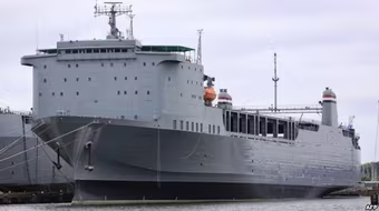 Mỹ đưa siêu tàu vận tải sang hủy vũ khí hóa học Syria