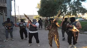 Mỹ cung cấp 100 tên lửa Hellfire và số lượng lớn súng đạn cho Iraq