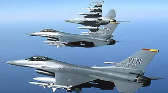 Mỹ điều thêm máy bay chiến đấu F-16 tới Romania