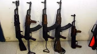 Súng trường Kalashnikov: 65 tuổi, 100 triệu khẩu, trên 50 quốc gia