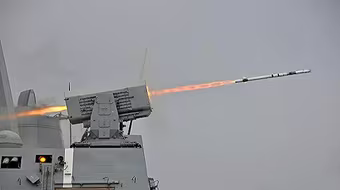 Hải quân Mỹ tăng cường phòng không hạm bằng RAM Block 2