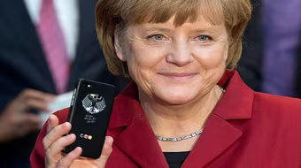 Thủ tướng Đức Merkel tiếp tục khổ vì “nghe lén”