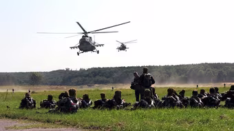 Bộ ngoại giao Hoa Kỳ: Mỹ tập trận là bình thường, Nga diễn tập là khiêu khích 