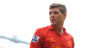 Gerrard trần tình về về giây phút rơi nước mắt