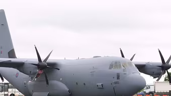 Canada gửi lô thiết bị quân sự phi sát thương cuối cùng cho Ukraine