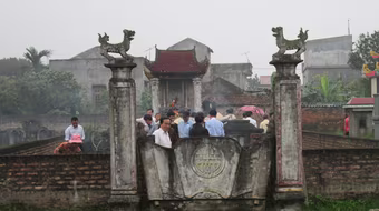 Xúc động, lạ lẫm lần đầu về quê ăn tết Thanh minh