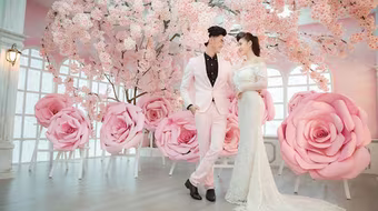 Phạm Minh Minh khoe vẻ đẹp như thiên thần cùng váy cưới