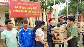 Hành trình tìm về tâm lũ miền Trung 