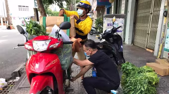 Lan tỏa những “vùng xanh” yêu thương 