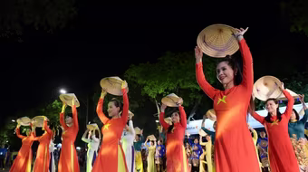 Đảng bộ Hà Nội quán triệt sâu sắc, vận dụng sáng tạo đường lối phát triển văn hóa của Đảng