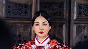 Siêu mẫu, diễn viên Thanh Hằng “chơi lớn” với phim cổ trang