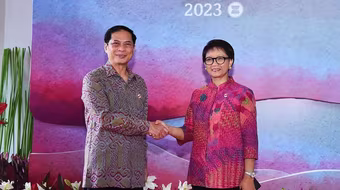 Đoàn kết vì một ASEAN tầm vóc, trung tâm của toàn khu vực 