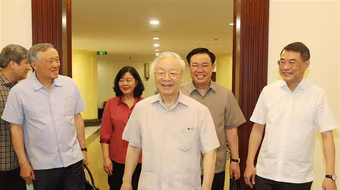 Tiếp tục rà soát, sắp xếp bộ máy tinh gọn, hiệu lực, hiệu quả, bảo đảm ổn định đời sống người dân 