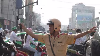 Hiến kế giải pháp giảm ùn tắc giao thông