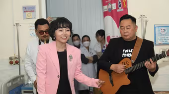 Hành trình yêu thương: Mang âm nhạc tới các bệnh viện ở TP.HCM