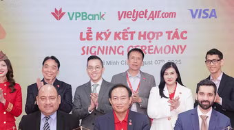 YOJO – Vietjet VPBank: “Chiếc thẻ nhỏ” cho chuyến bay lớn của thế hệ số