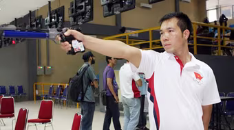 Hoàng Xuân Vinh tuột huy chương Olympic trong gang tấc