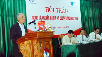 Phó chủ tịch VFF Lê Hùng Dũng: “Nếu vỡ giải, ai chịu trách nhiệm?”