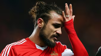 “Thượng cẳng chân, hạ cẳng tay” với đồng đội, Osvaldo bị Southampton cấm cửa 2 tuần