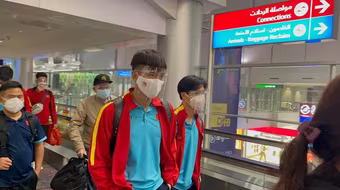 Vừa tới UAE, tuyển Việt Nam đã sẵn sàng ra sân tập