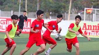 'Vua về nhì' THPT Phùng Khắc Khoan khởi động chiến dịch săn cúp Vàng