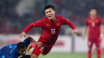 Quang Hải bị loại khỏi "chung kết" Quả bóng vàng Việt Nam 2022