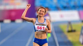 "Cú đúp Vàng" của Nguyễn Thị Oanh giúp Việt Nam dẫn đầu SEA Games 32