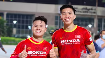 Sau Quang Hải tới Văn Hậu được bóng đá Indonesia để mắt