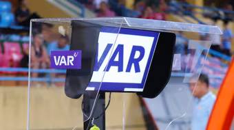 VAR phủ sóng 100% tại V-League 2024/25