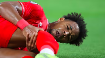 Tuấn Hải: "Thầy Kim nói hãy chiến đấu vì Xuân Son, mang cúp về Việt Nam"