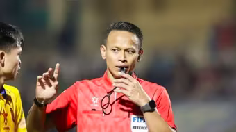 VPF thuê trọng tài ngoại bắt trận Hà Nội - Nam Định