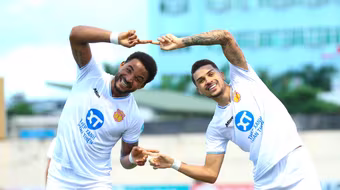 Xuân Son sát cánh Hoàng Hên quyết đấu Malaysia?