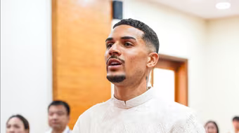 Đỗ Hoàng Hên: "Tôi khao khát cống hiến cho bóng đá Việt Nam"