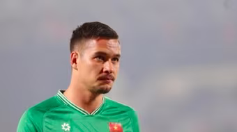 Nguyễn Filip báo tin kém vui