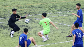 Hình ảnh loạt trận 15h30 ngày 9-11