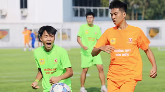 Hình ảnh loạt trận 13h30 ngày 16-11