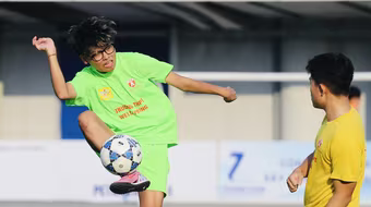 Hình ảnh loạt trận 15h30 ngày 16-11