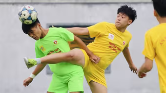 Hình ảnh loạt trận 15h30 ngày 19-11