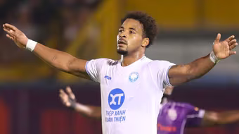 Miễn vé xem Xuân Son tái xuất sân Thiên Trường