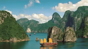 Việt Nam lọt top 15 quốc gia du lịch hấp dẫn nhất thế giới năm 2024 